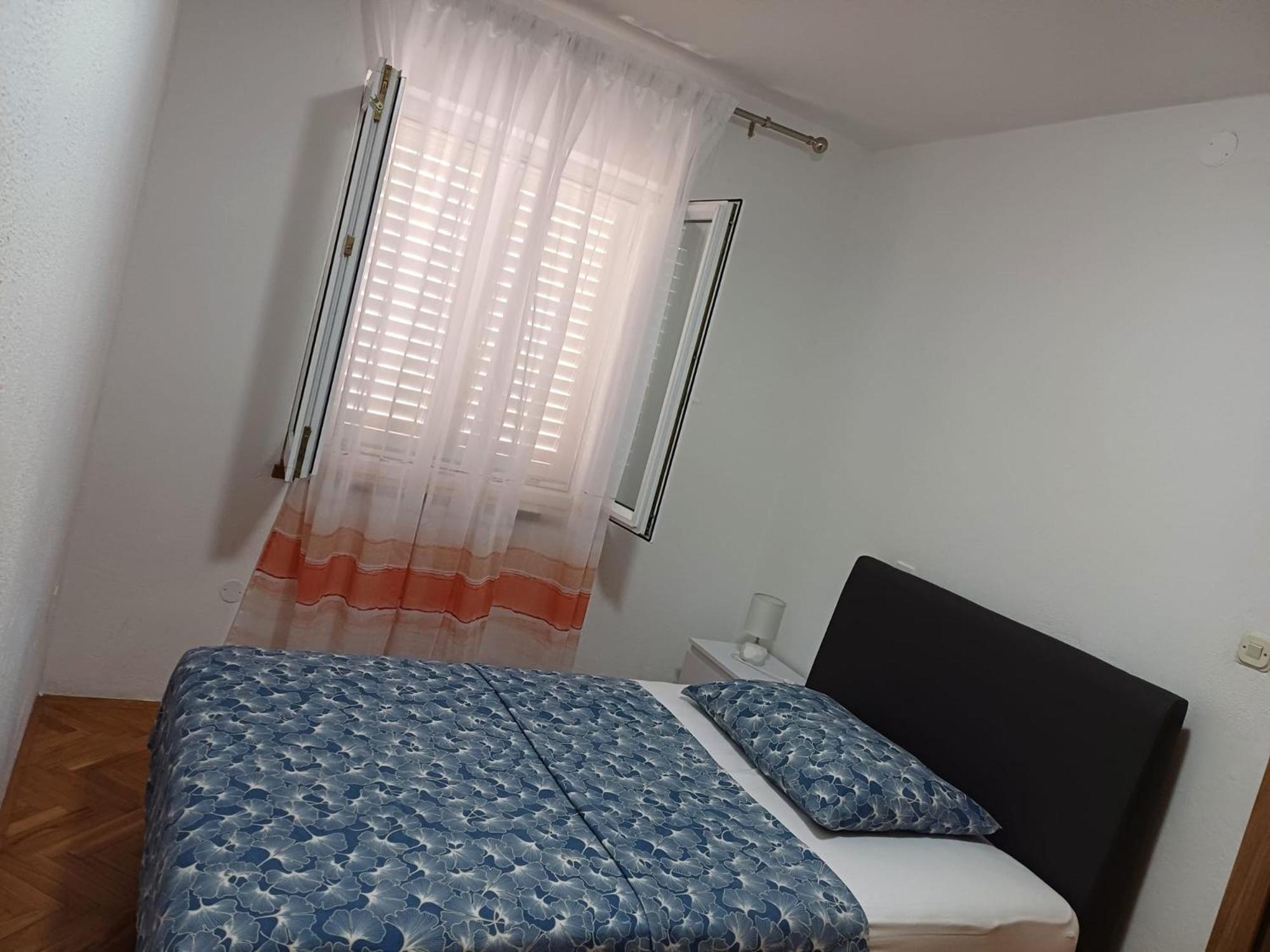 Apartment Neva Split With Free Private Parking Space Exterior foto